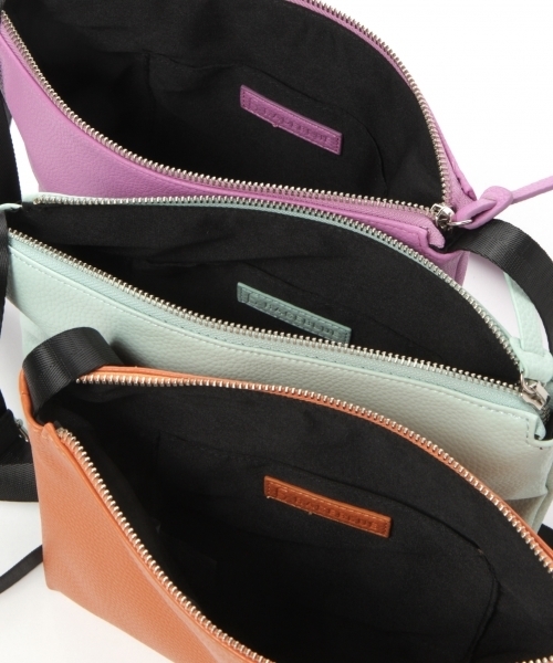 RAGEBLUE（レイジブルー）の「FL EASY SACOCHE/790617（ショルダーバッグ・メンズ・ブラック/オレンジ/パープル/グリーン・FREE）」の9枚目の写真