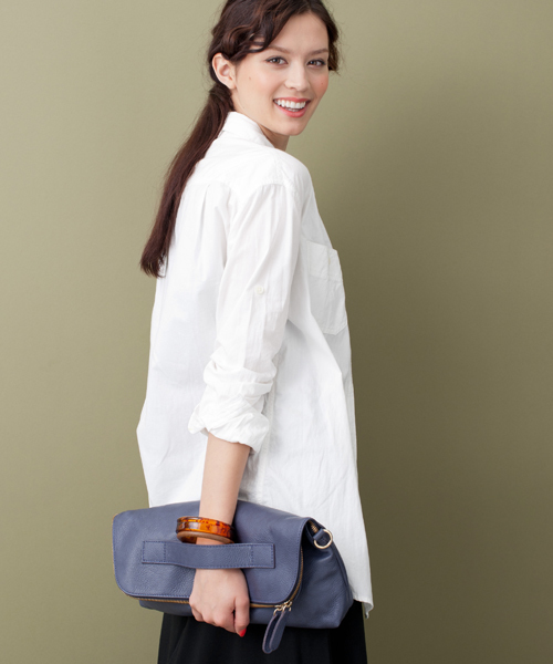 green label relaxing（グリーンレーベルリラクシング）の「POPCORN 3WAYクラッチバッグFW ††（クラッチバッグ・レディース・イエロー/ネイビー/ライトグレー/レッド・フリー）」の5枚目の写真