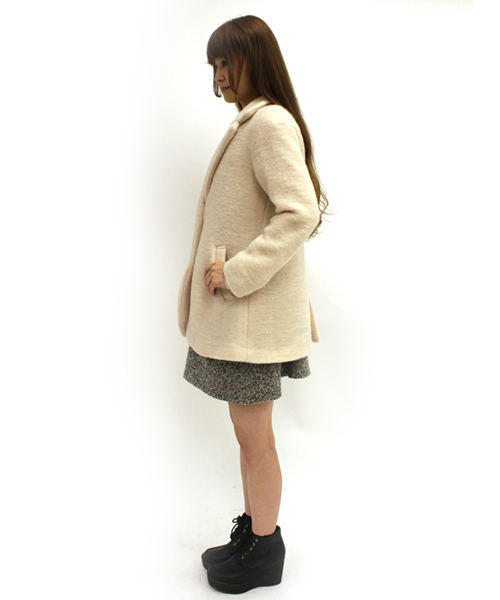 one after another NICE CLAUP（ワンアフターアナザーナイスクラップ）の「【ナイスクラップ】スライバーＫＴテーラーＪＫ（テーラードジャケット・レディース・オフホワイト/ブラック/ベージュ/ボルドー・MEDIUM/LARGE）」の7枚目の写真