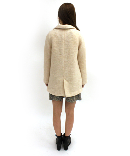 one after another NICE CLAUP（ワンアフターアナザーナイスクラップ）の「【ナイスクラップ】スライバーＫＴテーラーＪＫ（テーラードジャケット・レディース・オフホワイト/ブラック/ベージュ/ボルドー・MEDIUM/LARGE）」の9枚目の写真