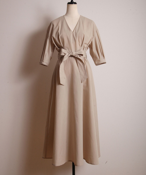 &. NOSTALGIA（アンドドットノスタルジア）の「《Noriko&Michiko Collaboration》Vネックシャツワンピース（シャツワンピース・レディース・ブラウン系その他/ライトベージュ・FREE）」の9枚目の写真