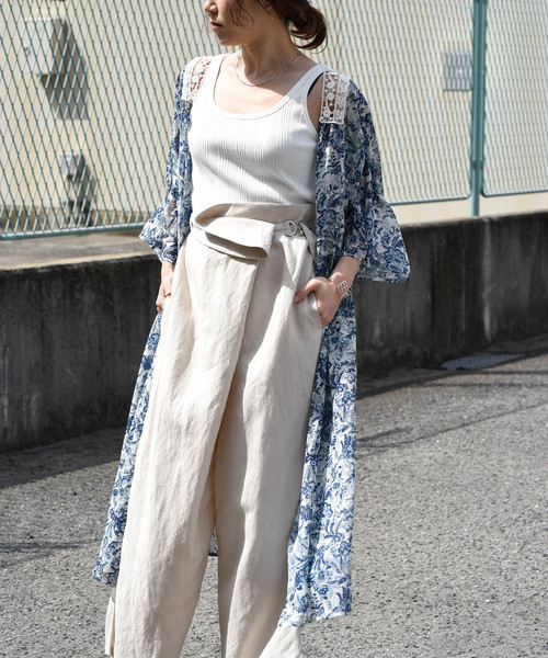 LHELBIE(レルビエ)の「バックケミカルレース×シースループリント七分袖ロングガウン(カーディガン/ボレロ・レディース・オレンジ/オフホワイト/ネイビー・M)」の4枚目の写真