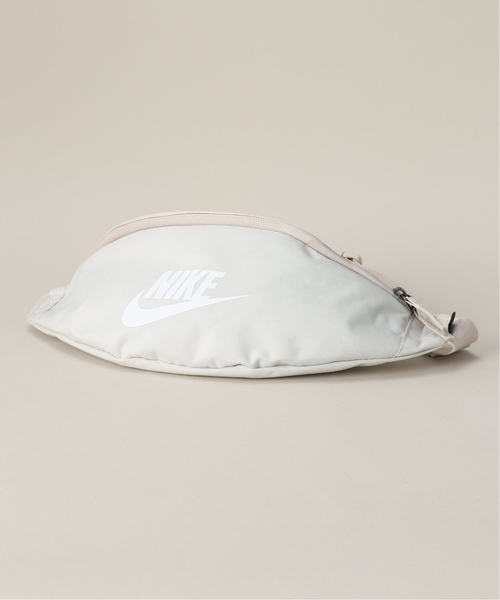 NIKE(ナイキ)の「【NIKE / ナイキ】HERITAGE HIP PACK(ショルダーバッグ・メンズ・ホワイト/ブラック/レッド・FREE)」の12枚目の写真