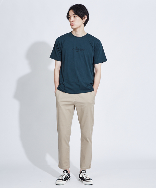 ABAHOUSE GRAY(アバハウスグレイ)の「【展開店舗限定】CityLine刺繍 半袖Tシャツ(Tシャツ/カットソー・メンズ・ダークグリーン/ホワイト/ブラック・46/48)」の4枚目の写真