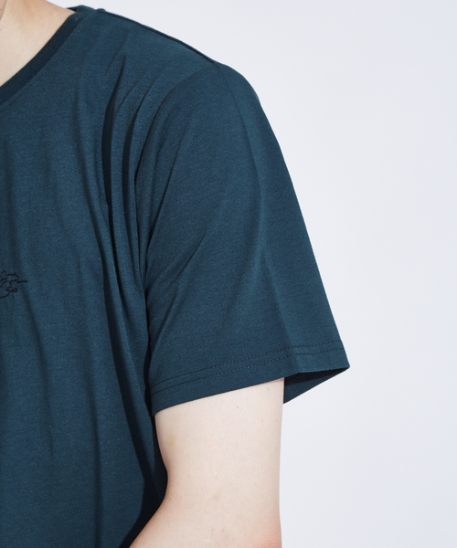 ABAHOUSE GRAY(アバハウスグレイ)の「【展開店舗限定】CityLine刺繍 半袖Tシャツ(Tシャツ/カットソー・メンズ・ダークグリーン/ホワイト/ブラック・46/48)」の8枚目の写真