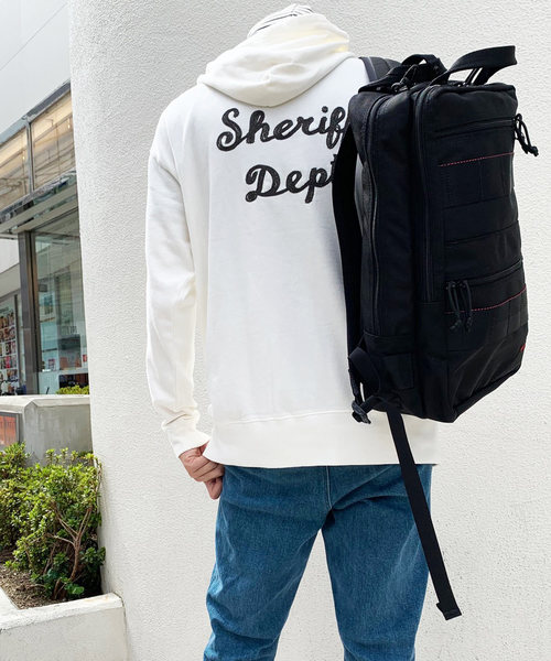 OLD BETTY'S（オールドベティーズ）の「Pigment Dye Sweat Parka(Sheriff Dept)/ヴィンテージ風 バック 刺繍 スウェット パーカー（パーカー・レディース・ブラック/ネイビー/オフホワイト・40/38）」の2枚目の写真