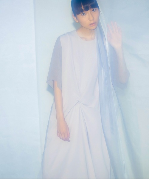 WHYTO.(ホワイト)の「「WHYTO. / ホワイト」シフォン&ジョーゼットコンビオケージョンワンピース(ワンピース・レディース・ブラック/ベージュ/ネイビー・38/36)」の8枚目の写真