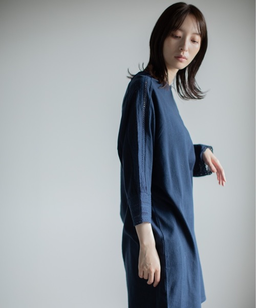 refinedworks(リファインドワークス)の「刺繍レース切替チュニック(Tシャツ/カットソー・レディース・キナリ/ブルー・M-L)」の14枚目の写真