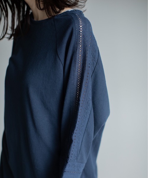 refinedworks(リファインドワークス)の「刺繍レース切替チュニック(Tシャツ/カットソー・レディース・キナリ/ブルー・M-L)」の17枚目の写真