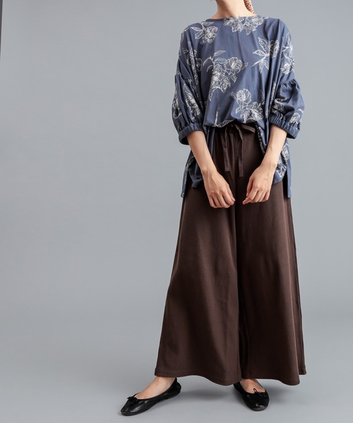 PUAL CE CIN(ピュアルセシン)の「抜染花プリントT(Tシャツ/カットソー・レディース・チャコールグレー/ベージュ/ブルー・FREE)」の21枚目の写真