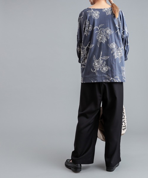 PUAL CE CIN(ピュアルセシン)の「抜染花プリントT(Tシャツ/カットソー・レディース・チャコールグレー/ベージュ/ブルー・FREE)」の20枚目の写真
