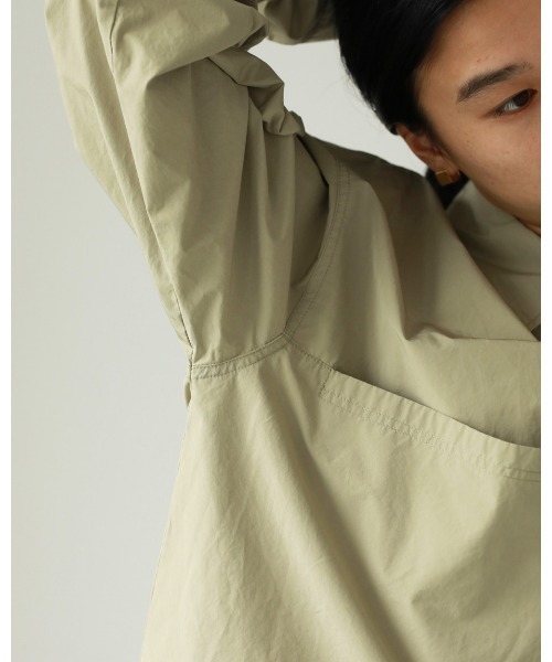 TODAYFUL（トゥデイフル）の「タフタポケットシャツ（シャツ/ブラウス・レディース・アイボリー/ライトグリーン・FREE）」の11枚目の写真