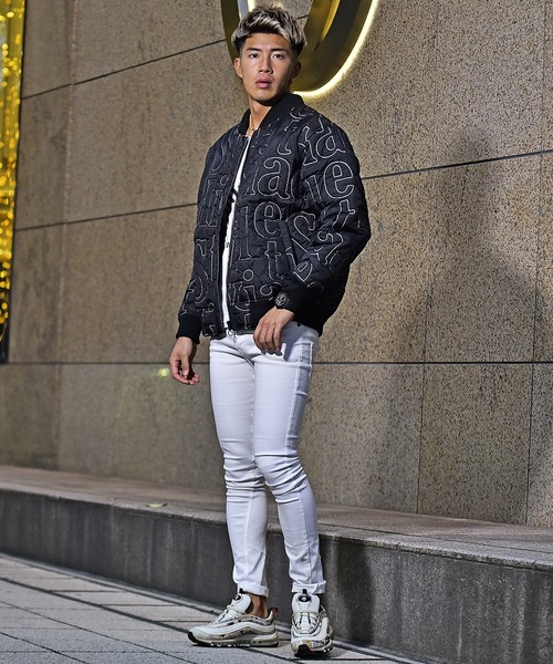 JOKER（ジョーカー）の「【2020春秋新作】英字ステッチMA-1 ジャケット ブルゾン ボンバージャケット（MA-1・メンズ・ブラック/ブラック×ホワイト・M/L/XL）」の4枚目の写真