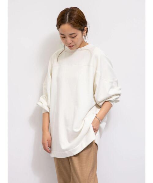 earth music&ecology（アースミュージックアンドエコロジー）の「【WEB限定】ビッグシルエットロングスウェットプルオーバー（スウェット・レディース・チャコールグレー/ライトグレー/オフホワイト/サックスブルー/アイボリー/ライトベージュ・FREE）」の20枚目の写真