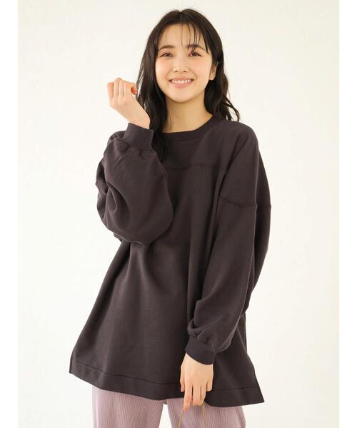 earth music&ecology（アースミュージックアンドエコロジー）の「【WEB限定】ビッグシルエットロングスウェットプルオーバー（スウェット・レディース・チャコールグレー/ライトグレー/オフホワイト/サックスブルー/アイボリー/ライトベージュ・FREE）」の7枚目の写真