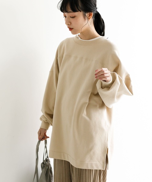 earth music&ecology（アースミュージックアンドエコロジー）の「【WEB限定】ビッグシルエットロングスウェットプルオーバー（スウェット・レディース・チャコールグレー/ライトグレー/オフホワイト/サックスブルー/アイボリー/ライトベージュ・FREE）」の5枚目の写真