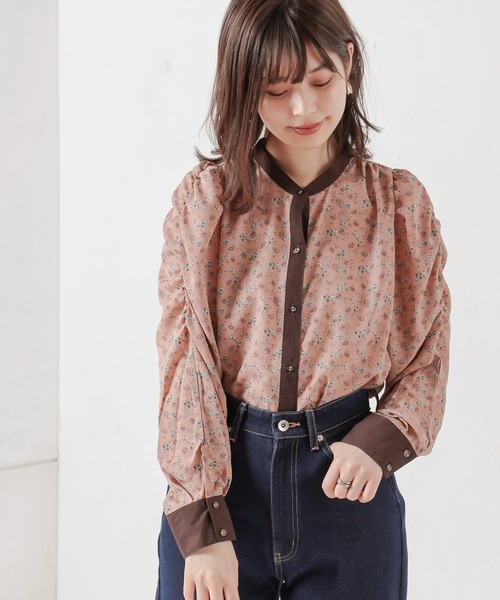 natural couture（ナチュラルクチュール）の「【WEB限定カラー有り】2WAYギャザーパフ配色花柄ブラウス（シャツ/ブラウス・レディース・ブラック/グレー/ピンク/アイボリー・FREE）」の21枚目の写真