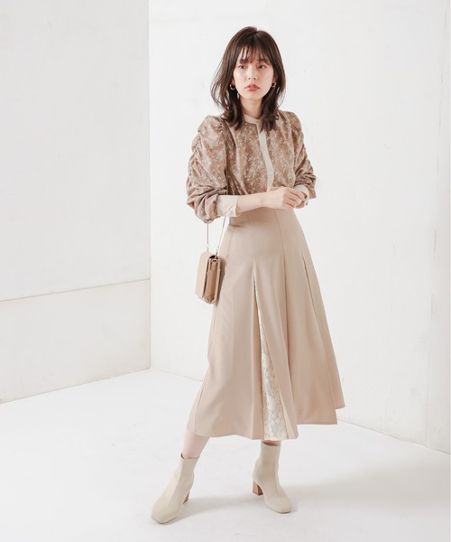 natural couture（ナチュラルクチュール）の「【WEB限定カラー有り】2WAYギャザーパフ配色花柄ブラウス（シャツ/ブラウス・レディース・ブラック/グレー/ピンク/アイボリー・FREE）」の18枚目の写真