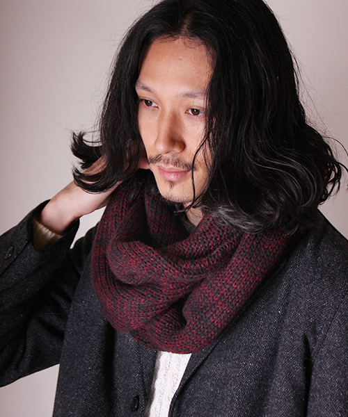Lui's（ルイス）の「Lui's ロングスヌード（ストール/ショール・メンズ・ブラック/グレー/ブラック系その他/ボルドー・FREE）」の4枚目の写真