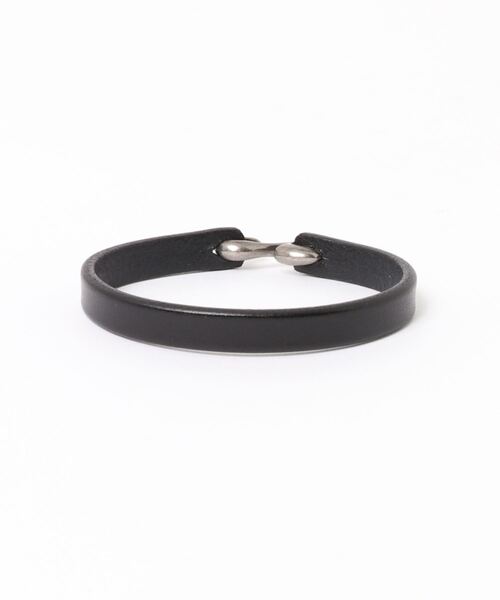Fun & Daily(ファンアンドデイリー)の「F&D : Cow Leather Hook Bracelet(ブレスレット・メンズ・ブラウン/ブラック/ベージュ・FREE)」の4枚目の写真