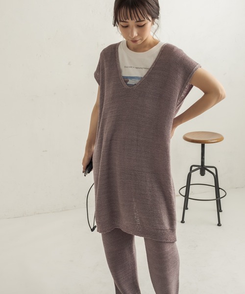 CAPRICIEUX LE'MAGE（カプリシューレマージュ）の「バックスリットVチュニック（ニット/セーター・レディース・ベージュ/パープル・FREE）」の11枚目の写真