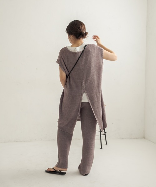 CAPRICIEUX LE'MAGE（カプリシューレマージュ）の「バックスリットVチュニック（ニット/セーター・レディース・ベージュ/パープル・FREE）」の12枚目の写真