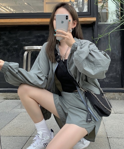 ABITOKYO（アビトーキョー）の「バルーンスリーブジャケットパンツ２点セット（ライダースジャケット・レディース・ブラック/グレー/ベージュ・FREE）」の3枚目の写真