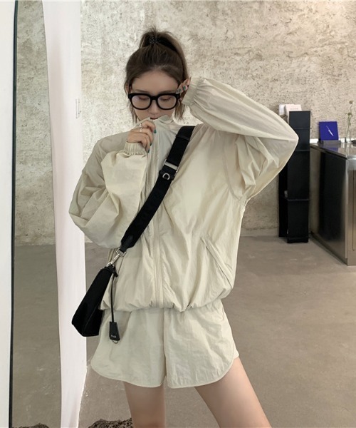 ABITOKYO（アビトーキョー）の「バルーンスリーブジャケットパンツ２点セット（ライダースジャケット・レディース・ブラック/グレー/ベージュ・FREE）」の19枚目の写真