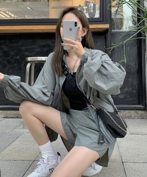 ABITOKYO（アビトーキョー）の「バルーンスリーブジャケットパンツ２点セット（ライダースジャケット・レディース・ブラック/グレー/ベージュ・FREE）」の16枚目の写真