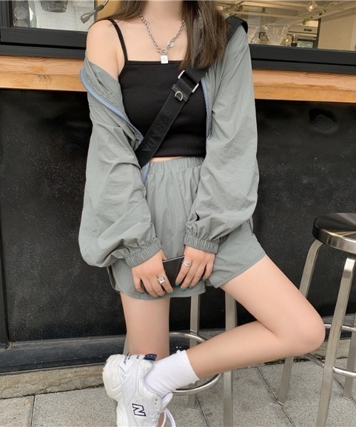 ABITOKYO（アビトーキョー）の「バルーンスリーブジャケットパンツ２点セット（ライダースジャケット・レディース・ブラック/グレー/ベージュ・FREE）」の14枚目の写真