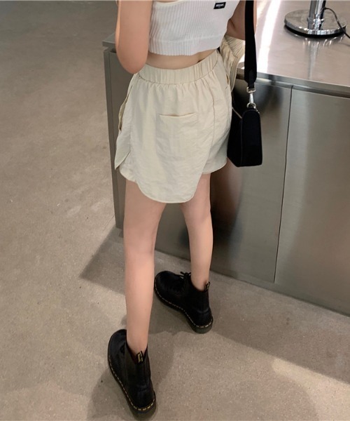 ABITOKYO（アビトーキョー）の「バルーンスリーブジャケットパンツ２点セット（ライダースジャケット・レディース・ブラック/グレー/ベージュ・FREE）」の18枚目の写真