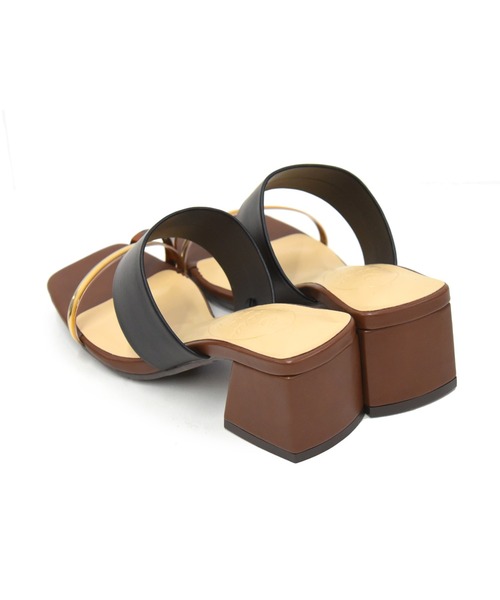NOFALL（ノーフォール）の「アシメトングスクエアチャンキーヒールサンダル（サンダル・レディース・ブラック系その他/ブラウン系その他/ホワイト系その他/ベージュ系その他・SS/M/S/LL/L/3L）」の8枚目の写真