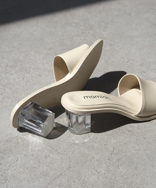 MAMIAN(マミアン)の「スクエアトゥ クリアヒール ミュール (5.5cmヒール)(サンダル・レディース・ミント/ブラック/クリア/アイボリー・L/S/M)」の2枚目の写真