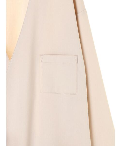 koe（コエ）の「ドライタッチポリトロノーカラージャケット*（ブルゾン・レディース・ライトベージュ/ブラック・L/M）」の22枚目の写真