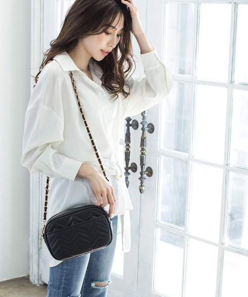 Julia Boutique（ジュリアブティック）の「チェーンショルダーキルティングバッグ/21169（ショルダーバッグ・レディース・ブラック・ONE）」の4枚目の写真