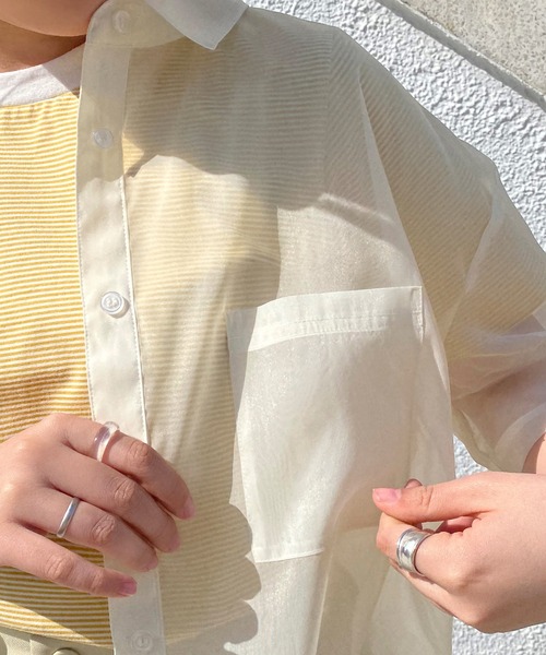 mimi toujours（ミミトゥジュール）の「シャツ シアー オーガンジー omom×mimi toujours（シャツ/ブラウス・レディース・オフホワイト/サックスブルー・M）」の5枚目の写真