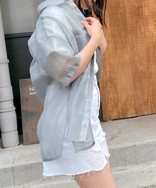 mimi toujours（ミミトゥジュール）の「シャツ シアー オーガンジー omom×mimi toujours（シャツ/ブラウス・レディース・オフホワイト/サックスブルー・M）」の10枚目の写真