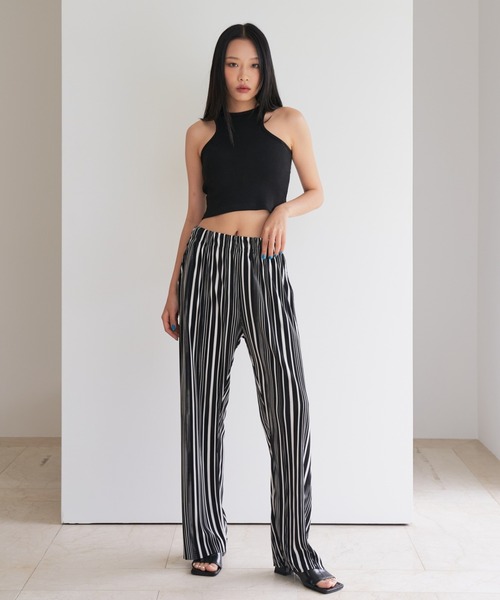 FEKETE（フェケテ）の「FEKETE PATTERN PLEATS RELAX PANTS（その他パンツ・メンズ・ブラック/ブラウン・FREE）」の9枚目の写真