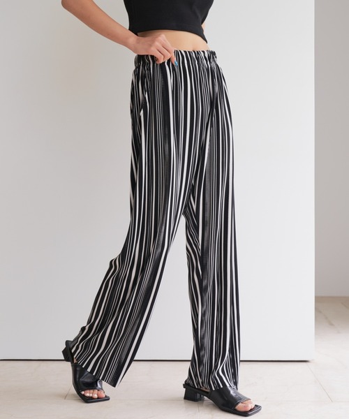 FEKETE（フェケテ）の「FEKETE PATTERN PLEATS RELAX PANTS（その他パンツ・メンズ・ブラック/ブラウン・FREE）」の13枚目の写真