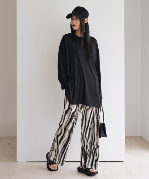 FEKETE（フェケテ）の「FEKETE PATTERN PLEATS RELAX PANTS（その他パンツ・メンズ・ブラック/ブラウン・FREE）」の19枚目の写真