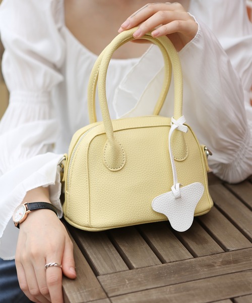 LA VORAGINE（ラ ヴォラジネ）の「コンパクト　ショルダーバッグ/ハンドバッグ（ショルダーバッグ・レディース・ブラック/イエロー/ブルー・FREE）」の3枚目の写真