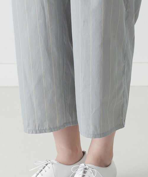 BEAMS LIGHTS（ビームスライツ）の「KiiRA / ストライプ ジャンプスーツ（サロペット/オーバーオール・レディース・ライトブルー/ライトブラウン・ONE SIZE）」の11枚目の写真