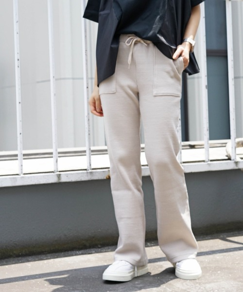 AULA AILA（アウラアイラ）の「AULA AILA（アウラ アイラ）別注リブパンツ（その他パンツ・レディース・アイボリー・0/1）」の2枚目の写真