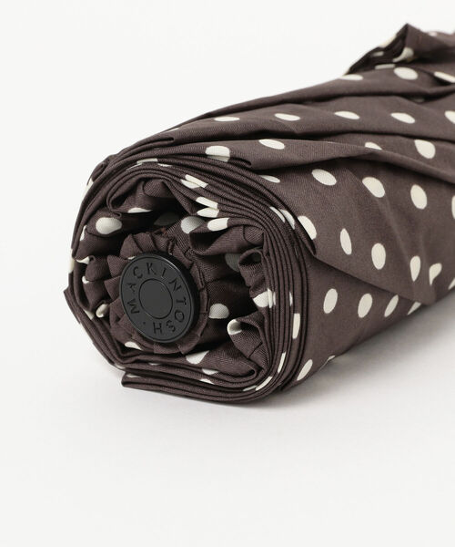 Demi-Luxe BEAMS（デミルクス ビームス）の「MACKINTOSH / AYR ブラウンドット 晴雨兼用 折り畳み傘（折りたたみ傘・レディース・ブラウン系その他2・ONE SIZE）」の10枚目の写真