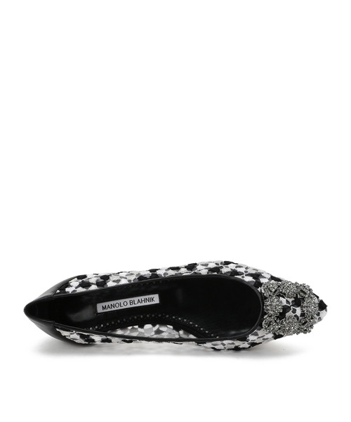 Manolo Blahnik（マノロ・ブラニク）の「MANOLO BLAHNIK / "HANGISI FLAT" ビジューマルチレースフラットパンプス（パンプス・レディース・ブラック・37/36）」の3枚目の写真