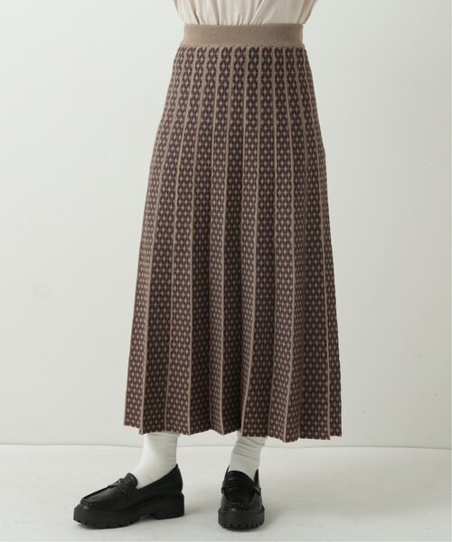 RAY CASSIN（レイカズン）の「ダイヤストライプニットスカート（スカート・レディース・ブラック/ブラウン/オレンジ/キナリ/ネイビー・FREE）」の21枚目の写真