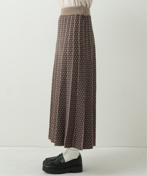 RAY CASSIN（レイカズン）の「ダイヤストライプニットスカート（スカート・レディース・ブラック/ブラウン/オレンジ/キナリ/ネイビー・FREE）」の22枚目の写真