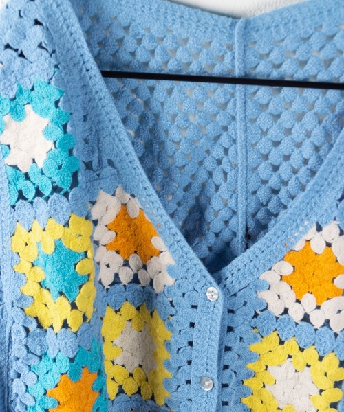 me+em select(ミームセレクト)の「パッチワーククロシェワイドカーディガン(カーディガン/ボレロ・レディース・ブラウン/ブラック/イエロー/ブルー/アイボリー・FREE)」の9枚目の写真