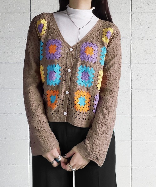 me+em select(ミームセレクト)の「パッチワーククロシェワイドカーディガン(カーディガン/ボレロ・レディース・ブラウン/ブラック/イエロー/ブルー/アイボリー・FREE)」の11枚目の写真