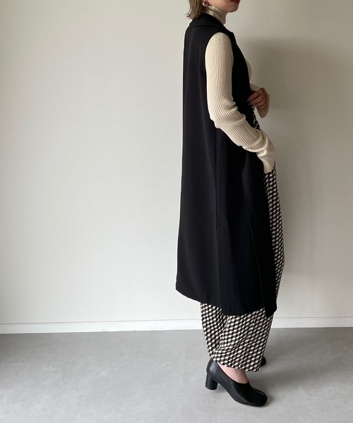 y/m by misato（イムバイミサト）の「エステルツイルテーラードベスト（ベスト・レディース・ブラック/ベージュ・FREE）」の20枚目の写真